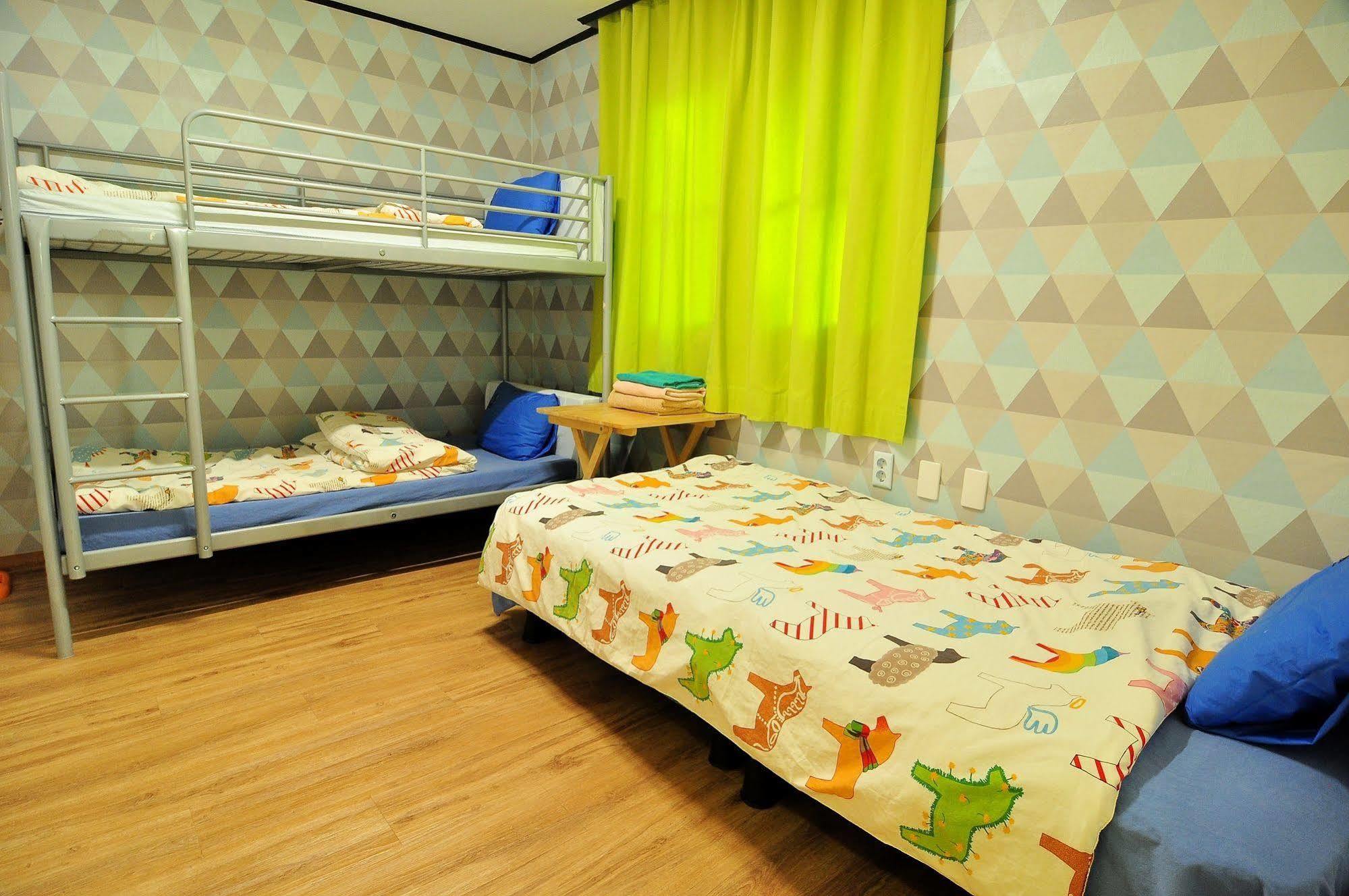 Backpackers Inside Hostel Seoel Buitenkant foto