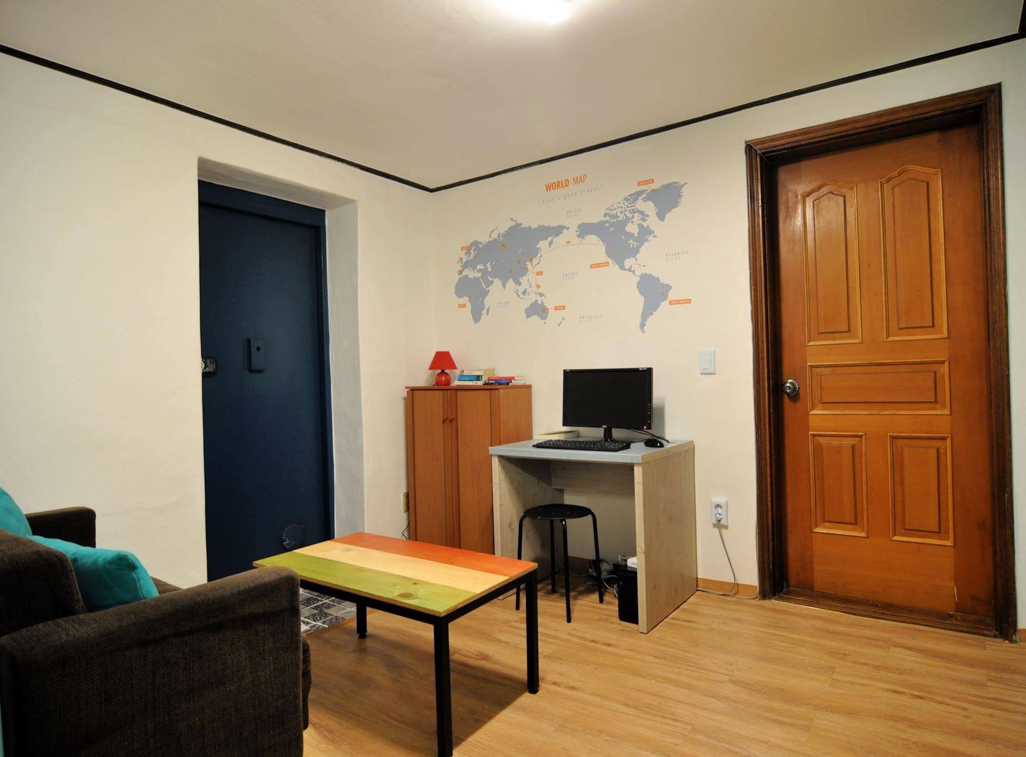 Backpackers Inside Hostel Seoel Buitenkant foto